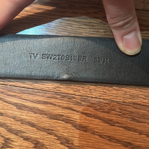 Valentino Garavani belt - Picture 15 of 17